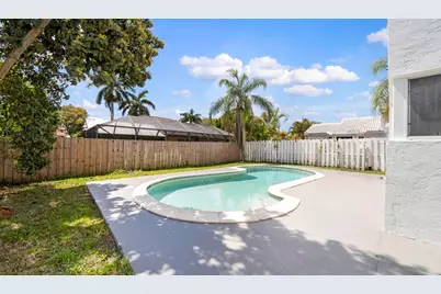 10372 SW 9th Lane, Pembroke Pines, FL 33025 - Photo 47