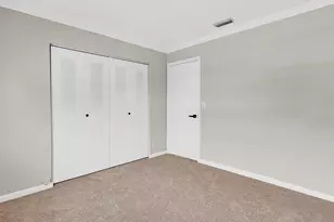 10372 SW 9th Ln, Pembroke Pines, FL 33025 - Photo 45