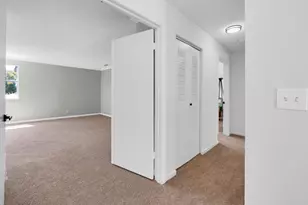 10372 SW 9th Ln, Pembroke Pines, FL 33025 - Photo 27