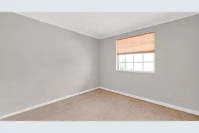 10372 SW 9th Lane, Pembroke Pines, FL 33025 - Photo 43