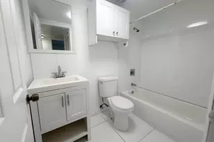 3600 NW 21st St, Lauderdale Lakes, FL 33311 - Photo 5