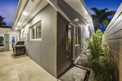 4801 NE 4th Avenue, Oakland Park, FL 33334 - Photo 45