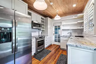 4110 Washington Rd, West Palm Beach, FL 33405 - Photo 9