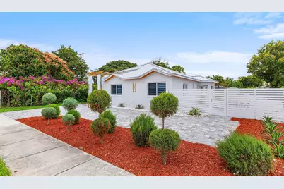 202 SE 4th Street, Delray Beach, FL 33483 - Photo 3