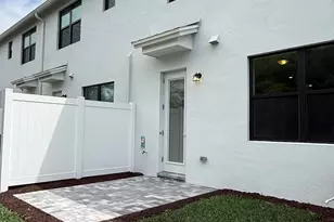 275 SW Sally Way, Stuart, FL 34997 - Photo 11