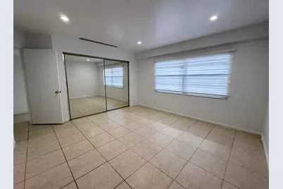 1401 SW 128th Terrace #402h, Pembroke Pines, FL 33027 - Photo 9