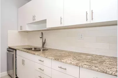 19355 Turnberry Way #3d, Miami, FL 33180 - Photo 3