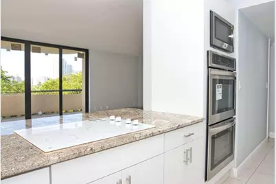 19355 Turnberry Way #3d, Miami, FL 33180 - Photo 7