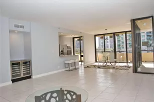 19355 Turnberry Way, Miami, FL 33180 - Photo 9