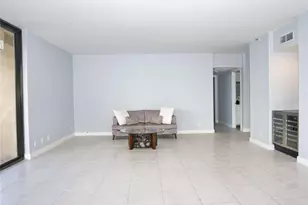 19355 Turnberry Way, Miami, FL 33180 - Photo 13
