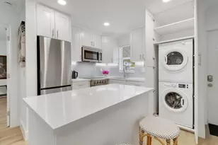 10128 Meridian Way N, Palm Beach Gardens, FL 33410 - Photo 7