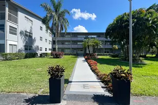 209 Suffolk E, Boca Raton, FL 33434 - Photo 1