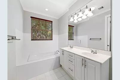 3434 NE 13th Avenue, Oakland Park, FL 33334 - Photo 13