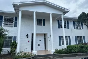 2220 NE 68th St, Fort Lauderdale, FL 33308 - Photo 1