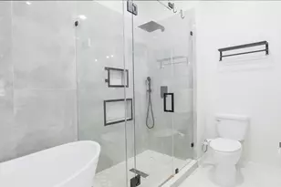 19329 NE 8th Ct, Miami, FL 33179 - Photo 19