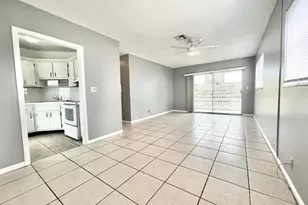 1021 Crystal Lake Dr, Deerfield Beach, FL 33064 - Photo 5