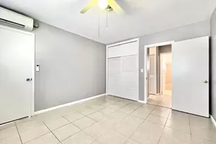 1021 Crystal Lake Dr, Deerfield Beach, FL 33064 - Photo 3