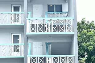 1021 Crystal Lake Dr, Deerfield Beach, FL 33064 - Photo 17