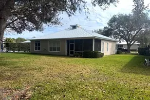 614 NE Muskrat Run, Port Saint Lucie, FL 34983 - Photo 7