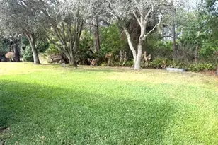 614 NE Muskrat Run, Port Saint Lucie, FL 34983 - Photo 5