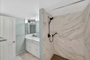 5500 Collins Ave, Miami Beach, FL 33140 - Photo 39