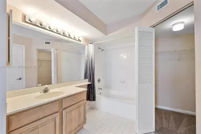 1280 S Alhambra Circle #2211, Coral Gables, FL 33146 - Photo 15