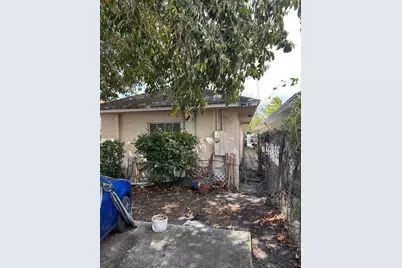 518 S E Street, Lake Worth Beach, FL 33460 - Photo 3