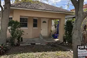 518 S E St, Lake Worth Beach, FL 33460 - Photo 1