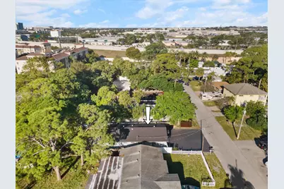 836 SW 13th Court, Pompano Beach, FL 33060 - Photo 19