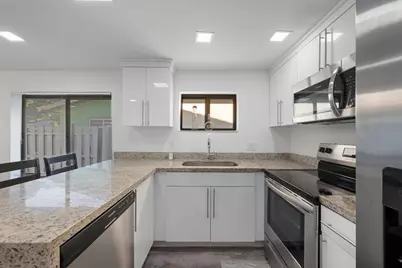 836 SW 13th Court, Pompano Beach, FL 33060 - Photo 5