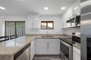 836 SW 13th Ct, Pompano Beach, FL 33060 - Photo 5