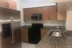 6410 Emerald Dunes Dr, West Palm Beach, FL 33411 - Photo 3