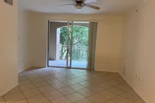 6410 Emerald Dunes Dr, West Palm Beach, FL 33411 - Photo 5