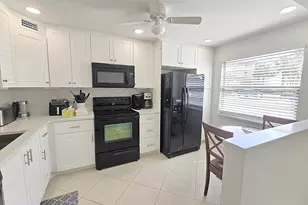 1901 Bermuda Cir, Coconut Creek, FL 33066 - Photo 9