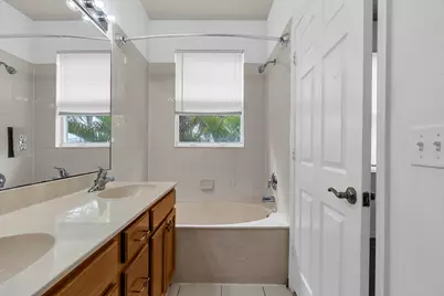 771 Pipers Cay Drive, West Palm Beach, FL 33415 - Photo 37