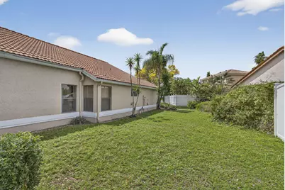 1972 White Coral Way, Wellington, FL 33414 - Photo 37