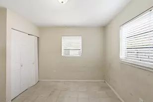 1201 NE 206th St, Miami, FL 33179 - Photo 13