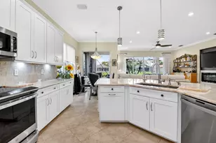 8227 Seahorse Cove Blvd, Lake Worth, FL 33467 - Photo 11