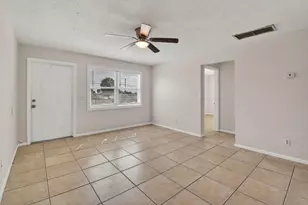 1618 W 26th Ct, Riviera Beach, FL 33404 - Photo 5