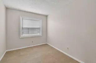 1618 W 26th Ct, Riviera Beach, FL 33404 - Photo 15