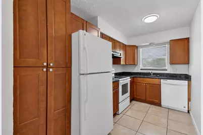 1618 W 26th Court #D, Riviera Beach, FL 33404 - Photo 7