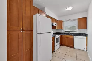 1618 W 26th Ct, Riviera Beach, FL 33404 - Photo 7