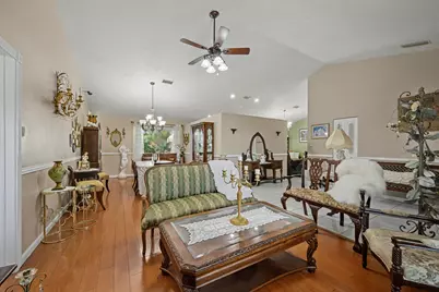 1340 SW 75th Avenue, North Lauderdale, FL 33068 - Photo 9