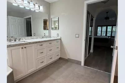 22699 E Royal Crown Ter Terrace E, Boca Raton, FL 33433 - Photo 9