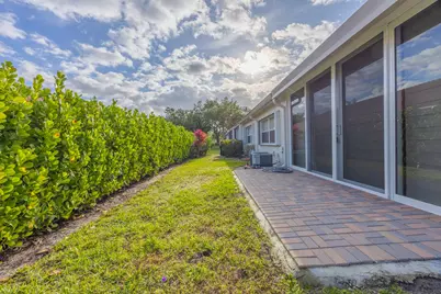 2727 Quaking Leaf Lane, Boynton Beach, FL 33436 - Photo 19