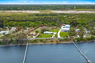 6205 S Indian River Dr, Fort Pierce, FL 34982 - Photo 33