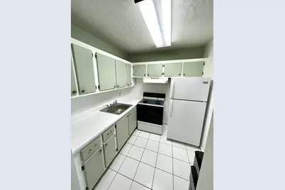 201 Canterbury I, West Palm Beach, FL 33417 - Photo 5