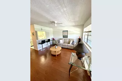 201 Canterbury I, West Palm Beach, FL 33417 - Photo 3