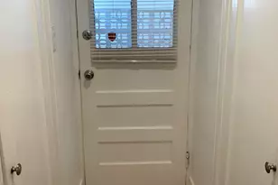 325 NE 21st St, Wilton Manors, FL 33305 - Photo 21