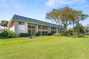 18081 SE Country Club Dr, Jupiter, FL 33469 - Photo 17